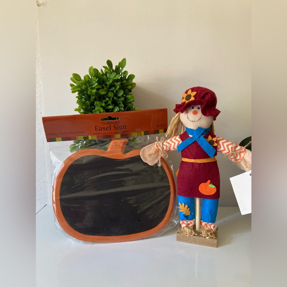 Pumpkin Chalkboard & Small Scarecrow Bundle